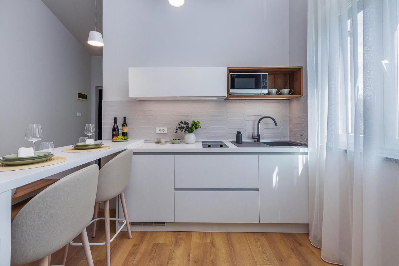 The Best Sunset Apartments Rovinj Exterior photo