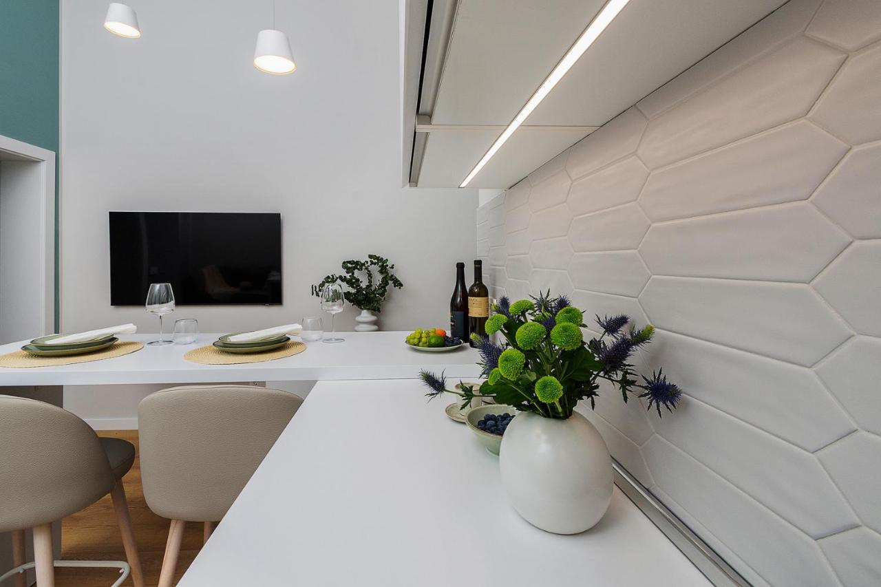 The Best Sunset Apartments Rovinj Exterior photo